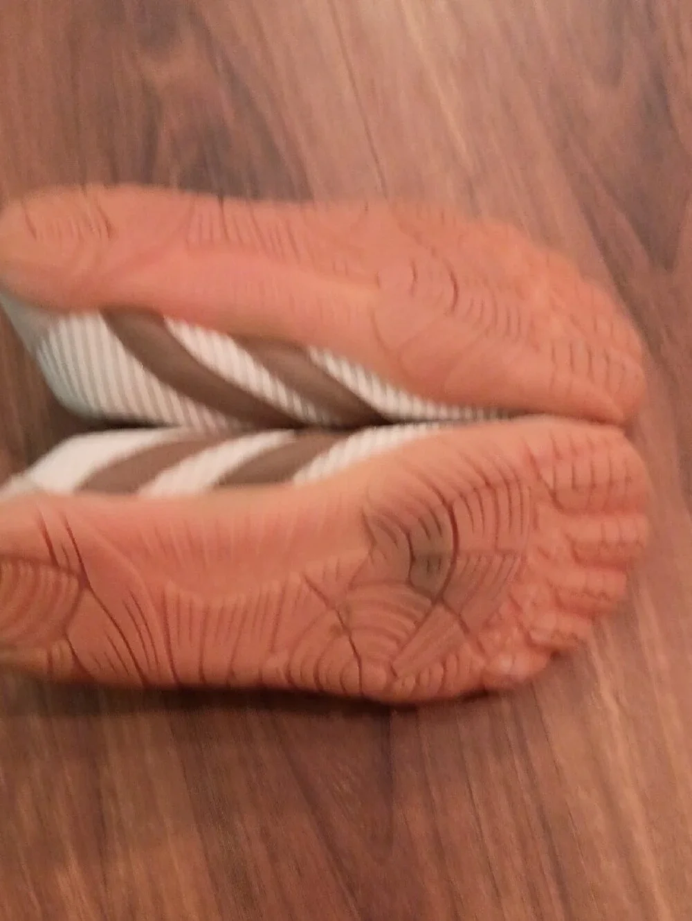 Illustrations Barefoot Sneakers
